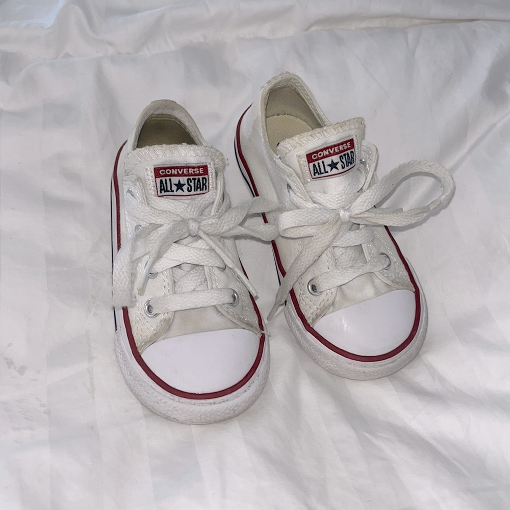 Baby/toddler size 7 white converse  chucks